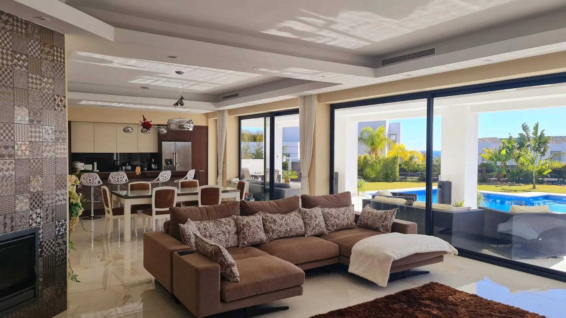 Villa Valeriya Vista Del Mar Marbella Spain