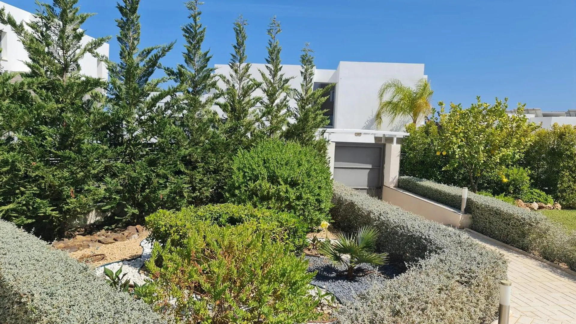 Villa Valeriya Vista Del Mar Marbella Spain